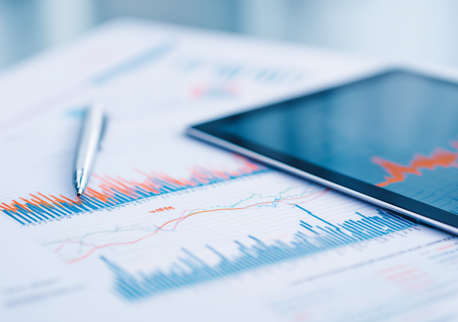 Photo of a person studying analytics on a screen to accompany the section about using Patreon’s Insights dashboard and membership metrics.