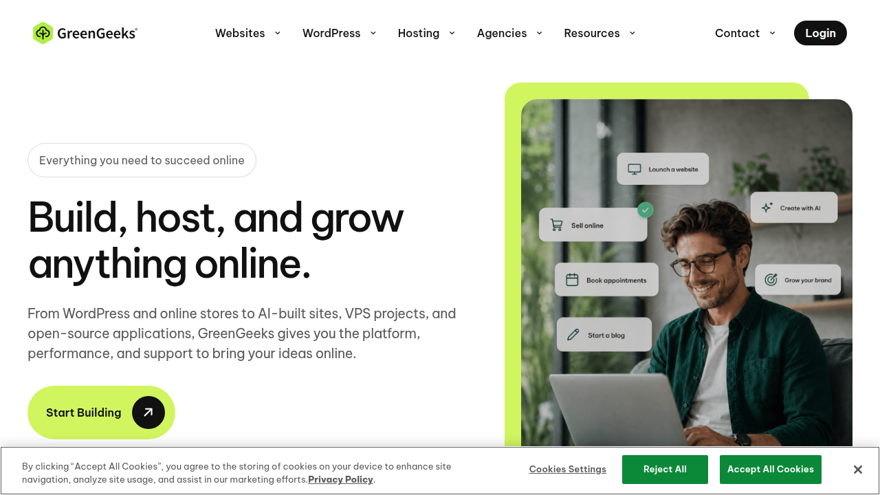 The GreenGeeks homepage, showcasing their commitment to eco-friendly web hosting solutions.