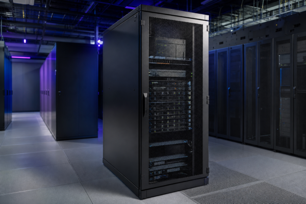 Dedicated Hosting Service: When to Choose a Dedicated Server